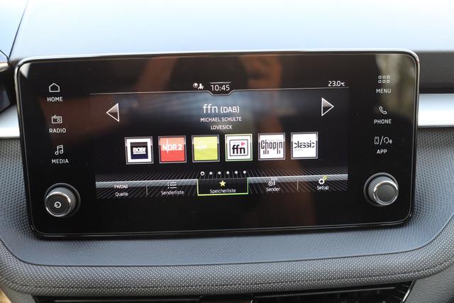 Skoda Fabia Selection 80PS - SHZ/App/Climatronic/LED/PDC/Ladeboden/5J. Garantie 