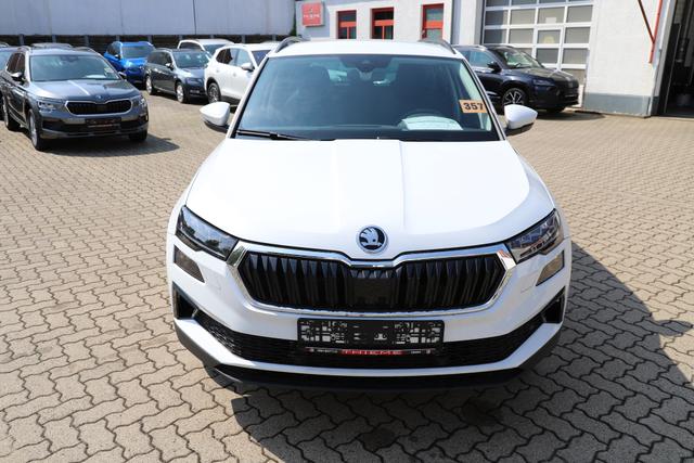 Skoda Karoq Selection 150PS TSI DSG - Navi/AHK/RFK/Lodge/KESSY/4J Garantie 