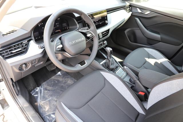 Skoda Kamiq Selection Edition 150PS TSI DSG - AHK/RFK/SHZ/KESSY/App/5J Garantie 