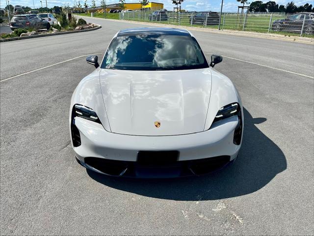Porsche Taycan Turbo - Burm/PCCB/PDCC/Nacht/HuD/Olea/Inno/Approved 8/28, NP 218.000&euro;! 