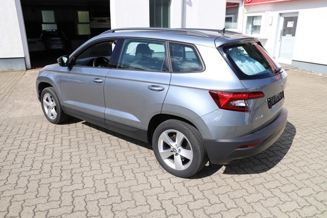 Skoda Karoq Style 150PS TSI DSG - ACC/Navi/RFK/LED/el.Heck/1.Hand 