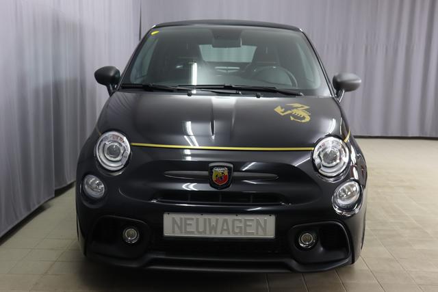 595C Scorpione Oro 3.0 MY20 1.4 T-Jet 121 KW (165PS)			876 - Scorpione Schwarz (Metallic-Lackierung)	1E7 - Integral-Sportsitze Schwarz mit Scorpione-Camouflage, Verdeck Schwarz		