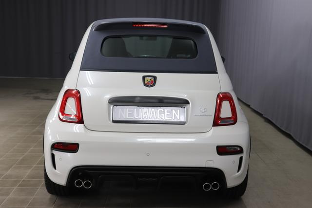 595 Cabrio MY20-Competizione 1.4 T-Jet 132 KW (180PS)227 - Iridato Weiß	409 - Integral-Sportsitze Leder Braun/Schwarz (Teilflächen in Lederoptik), Verdeck Titangrau		