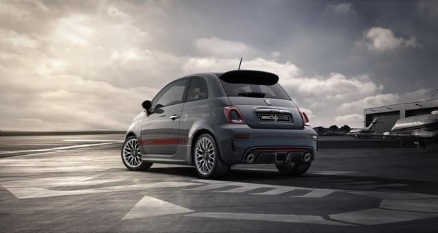 Abarth 595 MY20-1.4 T-Jet 107 KW (145PS)			735 Pista Grau	Integral Sportsitze Stoff Schwarz ohne Aufpreis		