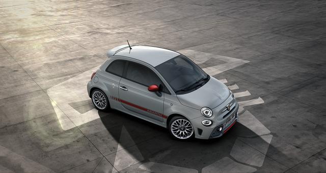 676 Campovolo Grey	Integral Sportsitze Stoff Schwarz ohne Aufpreis		