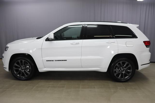 Jeep Grand Cherokee MY19 3.0l V6 184kW / 250PS  MJ Harman Kardon Allrad Automatikgetriebe		PW7 - Bright White	1W5 - Nappaleder Velours Black (schwarz)	AWB Quadra-Drive Allradsystem                                                                     GWJ Command View Panorama-Glasdach                                                   JPM Sitzheizung für Fahrer und Beifahrer                                                    JPZ Sitzheizung hinten                                      
