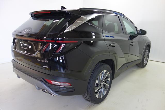 Tucson NX4 Smart Line 1,6 CRDi 4WD 48V DCT t1ds2-P1-O3 Phantom Black 023898
