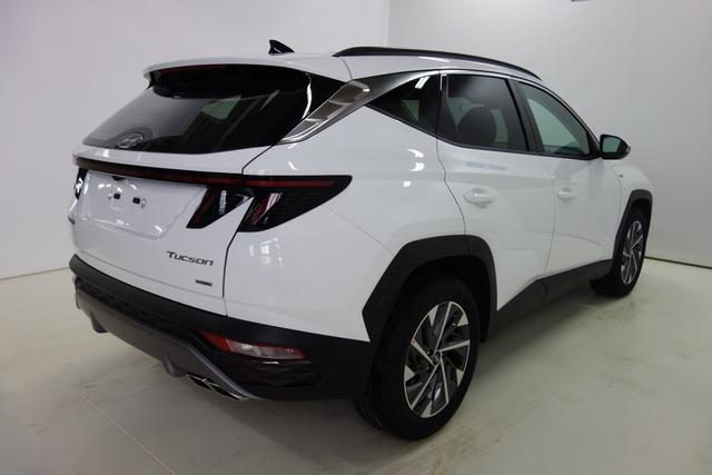 Tucson NX4 Smart Line 1,6 CRDi 4WD 48V DCT t1ds2-P1-O3 Polar White 028996