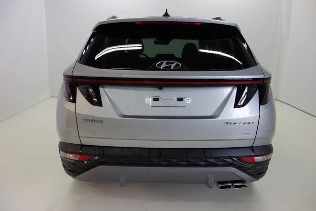 Tucson NX4 Trend Line 1,6 CRDi 4WD 48V DCT t1dt1 Shimmering Silver 020035