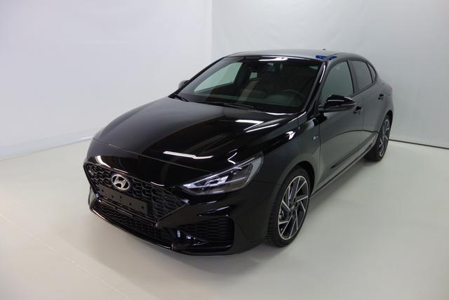 Hyundai i30 - N Line 1.5 T-GDI 48V-Hybrid 6-Gang iMT 117 kW, Navigationssystem, R&uuml;ckfahrkamera, Smart-Key, Spurfolgeassistent, e-Call (Notrufsystem), 18 Zoll Leichtmetallfelgen, Fernlichtassistent, LED-Abblendlicht, Dachreling uvm