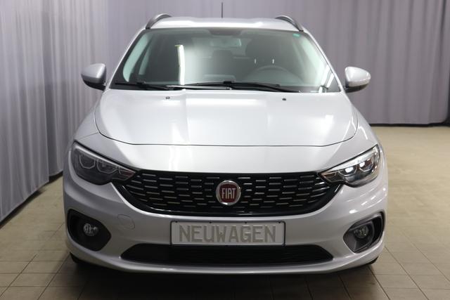 Fiat Tipo SW Lounge 1,4 120PS E6D 5TÜRIG  			612 Maestro Grau	645 Dunkle Farben mit Einsätzen in Schwarz und Doppelnaht	