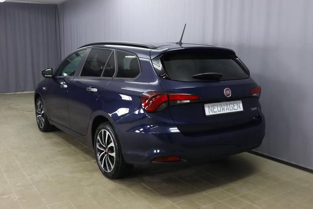 Fiat Tipo SW Lounge 1,4 120PS E6D 5TÜRIG 717 Mediterraneo Blau	645 Dunkle Farben mit Einsätzen in Schwarz und Doppelnaht	