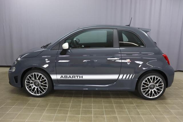 Abarth 595 UVP 22.410 Euro 1,4 T-Jet Uconnect Navigation, DAB, Apple Android, 17 Zoll Alufelgen, Kit Estetico Wei&szlig;, Klimaanlge, Nebelscheinwerfer uvm. 