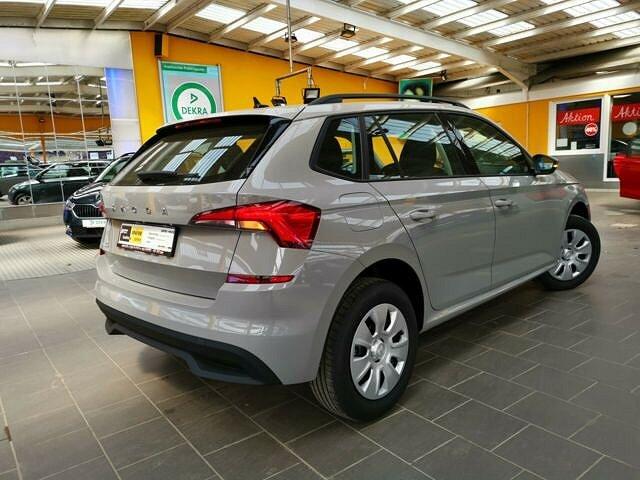 Front assist skoda