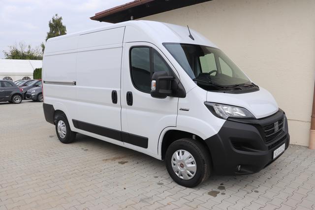 Ducato Serie 8 35 L2H2 Kawa verblecht 140 MJT Euro-6D-Final MT			Ducato Weiß (549)	76 Standartsitz Schwarz mit Ducato Logo	