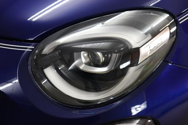 1.0 Firefly Turbo Benzin 4x2 YACHT CLUB CAPRI 88kW (120PS) 888 Venezia Blau