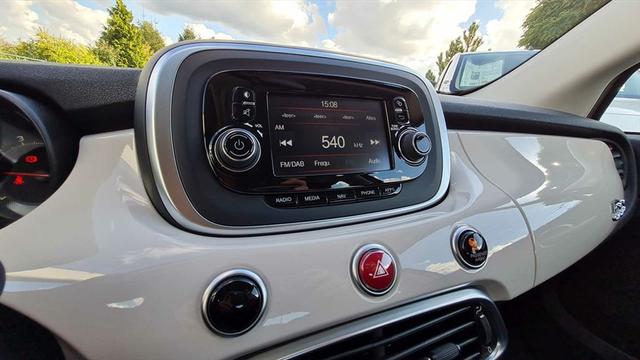 Fiat 500X Alu Garantie Navi Tempomat Klimaautomatik 