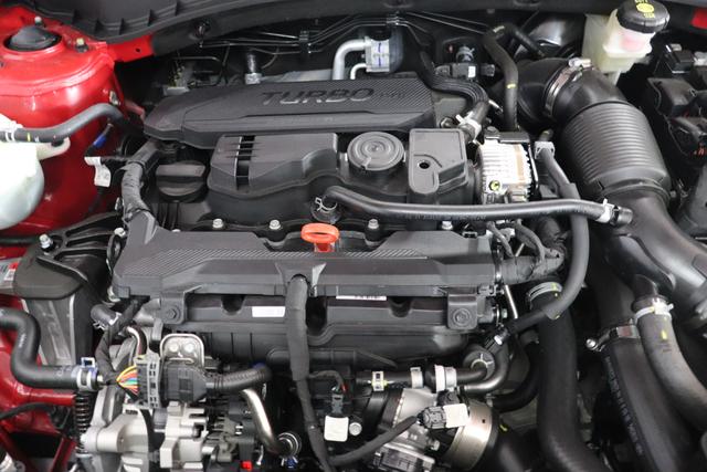 Hyundai Tucson MY21 Comfort 1.6 T 110kW Engine Red Stoff schwarz