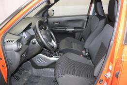 Suzuki Ignis 1.2 Club Hybrid Benzin 61kW		Flame Orange Pearleffect Metallic	Stoff