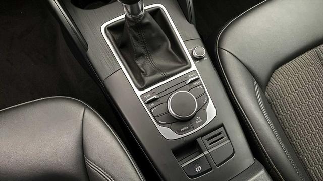 Audi A3 Sportback 1,4 TFSI Garantie Alu Klima Xenon 