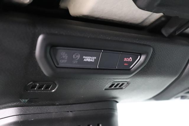 2,0 ATX 265 MY21 Wrangler Unlimited Rubicon 4-Türer "Rechnung da 25 1 2022 NAO bez. 11 02 2022" Black uni PX8 5CA 1AL + 211 Leder schwarz "0ZT + LMS Sicherheits-Paket JPM 211 Leder schwarz inklusive Sitzheizung vorn AAN Technologie-Paket AD6 LED Lightning Group mit LED-Hauptscheinwerfer, ADH Lichtmaschine / Batterie mit erhöhter Kapazität AFB Dachhimmel mit zusätzlicher Geräuschdämmung LSB Alarmanlage CWA MOPAR® Allwetter-Fußmatten RDG GLOBAL TELEMATICS BOX MODULE (TBM) HT1 Hardtop in schwarz AWS Raucherpaket GCD abgedunkelte Scheiben XNY Offroad Frontkamera"