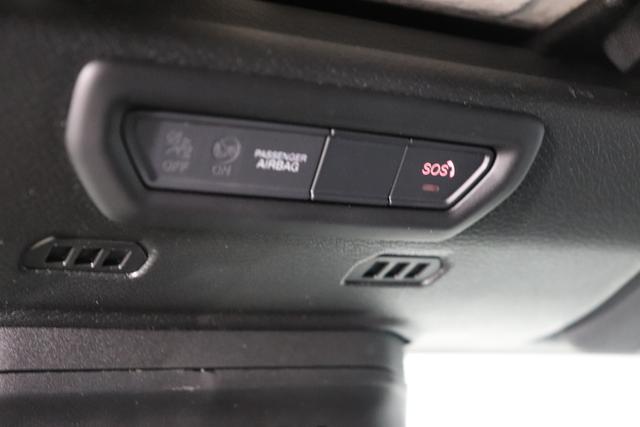 "2.0 4xe Sahara Plug-In Hybrid 280 (380) 8-Stufen- Automatikgetriebe" "Rechnung da 25 1 2022 NAO bez. 11 02 2022" Granite Crystal Metallic PAU 5CD 1ML + 212 Leder schwarz "AFF+212+JPM Overland-Paket 0ZT+LMS Sicherheits-Paket AD6 LED Lightning Group mit LED-Hauptscheinwerfer AAN Technologie-Paket AHT Lichtmaschine / Batterie mit erhöhter Kapazität AFB Dachhimmel mit zusätzlicher Geräuschdämmung6 LSB Alarmanlage CWA MOPAR® Allwetter-Fußmatten XNY Off-Road Frontkamera RDG GLOBAL TELEMATICS BOX MODULE (TBM) XC3 MOPAR® Haltegriffe Wrangler/ Wrangler Unlimited 5CD Granite Crystal RTR E Call SOS klic"