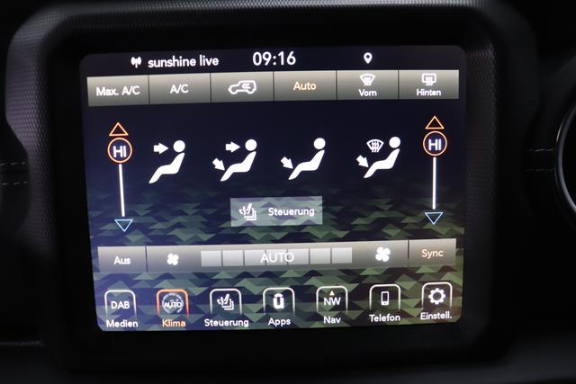 "2.0 4xe Sahara Plug-In Hybrid 280 (380) 8-Stufen- Automatikgetriebe" "Rechnung da 25 1 2022 NAO bez. 11 02 2022" Granite Crystal Metallic PAU 5CD 1ML + 212 Leder schwarz "AFF+212+JPM Overland-Paket 0ZT+LMS Sicherheits-Paket AD6 LED Lightning Group mit LED-Hauptscheinwerfer AAN Technologie-Paket AHT Lichtmaschine / Batterie mit erhöhter Kapazität AFB Dachhimmel mit zusätzlicher Geräuschdämmung6 LSB Alarmanlage CWA MOPAR® Allwetter-Fußmatten XNY Off-Road Frontkamera RDG GLOBAL TELEMATICS BOX MODULE (TBM) XC3 MOPAR® Haltegriffe Wrangler/ Wrangler Unlimited 5CD Granite Crystal RTR E Call SOS klic"