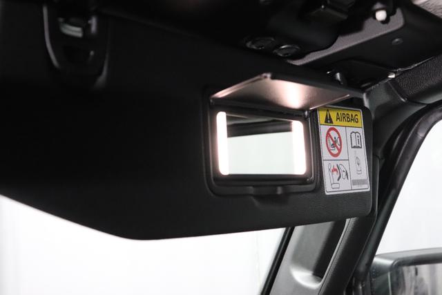 2,0 ATX 265 MY21 Wrangler Unlimited Rubicon 4-Türer Granite Crystal Metallic PAU 5CD 1AL + 211 Leder schwarz "0ZT + LMS Sicherheits-Paket JPM 211 Leder schwarz inklusive Sitzheizung vorn AAN Technologie-Paket AD6 LED Lightning Group mit LED-Hauptscheinwerfer, ADH Lichtmaschine / Batterie mit erhöhter Kapazität AFB Dachhimmel mit zusätzlicher Geräuschdämmung LSB Alarmanlage CWA MOPAR® Allwetter-Fußmatten RDG GLOBAL TELEMATICS BOX MODULE (TBM) HT3 Hardtop in Wagenfarbe MM3 Kotflügelverbreiterung in Wagenfarbe hat auch XNY Offroad Frontkamera AWS Raucherkit GCD abgedunkelte Scheiben"
