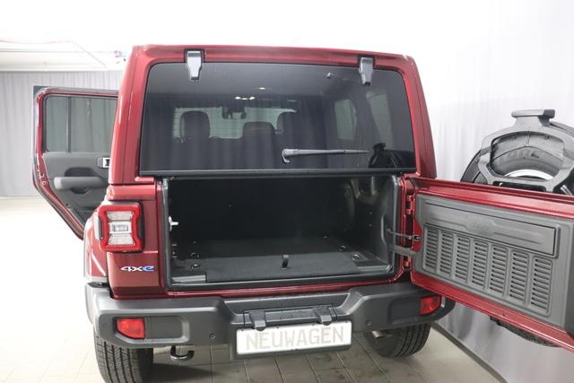 2.0 4xe Sahara Plug-In Hybrid 280 (380) 8-Stufen- Automatikgetriebe Snazzberry Leder Schwarz
