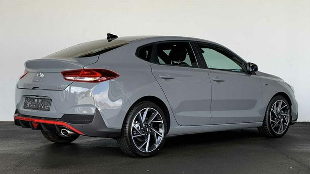 Hyundai i30 - III Fastback 1,5 TGDI N-LINE LED NAVI KAMERA PDC LHZ SHZ