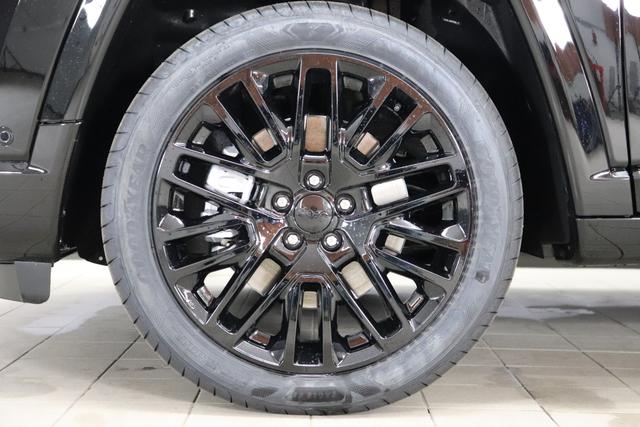 Jeep Compass Plug-In Hybrid 601 Solid Black