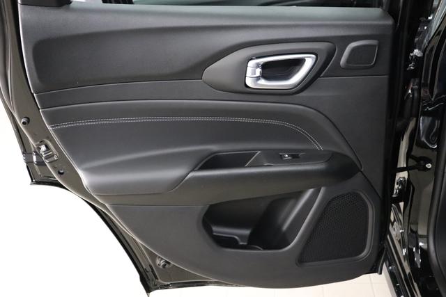 Jeep Compass Plug-In Hybrid 601 Solid Black