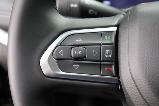 Jeep Compass Plug-In Hybrid 601 Solid Black