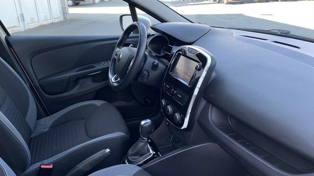 Renault Clio Intense Automatik Garantie DAB NAVI KEYLESS PDC 