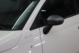 Fiat 500 Sport 1.0 GSE Hybrid 51kW 69PS 268 Weiß, Bild dient zur Illustration und zeigt aufpreispflichtige Sonderausstattung. 