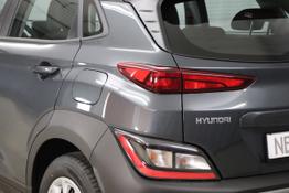 Hyundai Kona 1.0 T-GDI 120PS Classic 6-Gang Schalter Dark Night