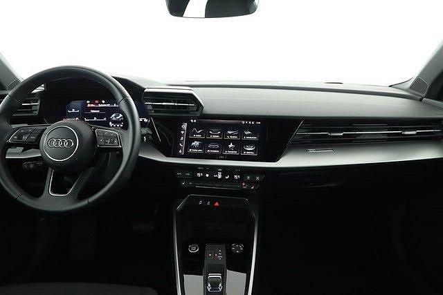 Audi A3 Limousine 35 TDI S tronic line Navi 17 Zoll Virtual Cockpit 