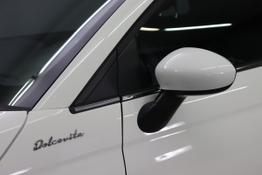 Fiat 500 Dolcevita 1.0 GSE Hybrid 51kW 69PS, Bild dient zur Illustration und zeigt aufpreispflichtige Sonderausstattung. 