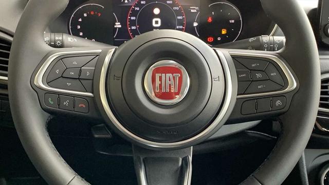 Fiat Tipo 5-Türer Hatchback 1,0 Life ALU DAB NAVI KAMERA VIRTUAL 