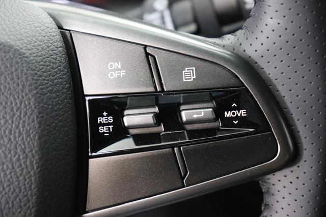 Ssangyong Grand Musso Style 2.2 Diesel 148kW ACM-Marble Grey Leder Schwarz