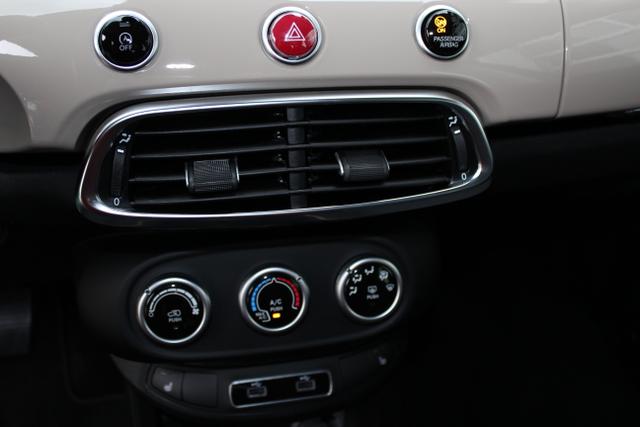 Fiat 500X 1,0 Schalter 88KW CITY CROSS 334.512.4 Cappuccino Beige 