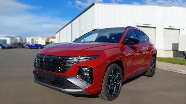 Hyundai TUCSON - N-Line 1.6 T-GDI 4WD 48V DCT, Sitzpaket, Panoramadach, Winterpaket, Klimaautomatik, KRELL-Soundsystem, Navigationssystem, 360° Übersichtskamera, Voll-LED-Scheinwerfer, 19 Zoll N Line Alufelgen, uvm. Lagerfahrzeug