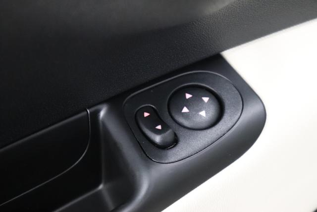 Fiat 500C Dolcevita 1.0 GSE Hybrid 51kW 69PS 876 Vesuvio Schwarz 839