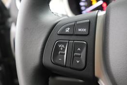Suzuki Vitara GLX 1.4 Boosterjet 96kW Allgrip 4WDGalactic Gray Metallic	Polsterung SUZUKI-TEX Mikrofaserstoff
