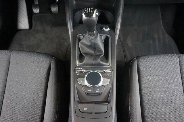 Audi Q2 advanced 30TFSI*LED Tempom SHZ PDC Navi-Vorb 