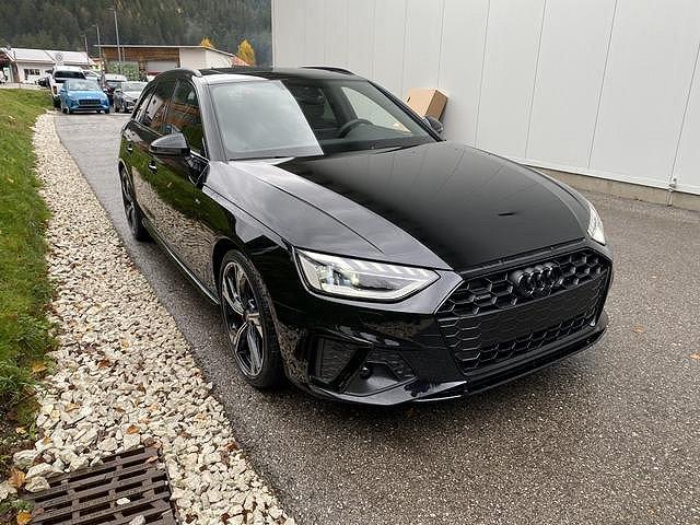 Audi A4 Avant 40 TDI quattro S line Mil... 
