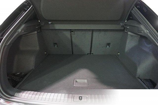 Audi Q3 35 TDI DPF S-Tronic Advanced Navi LED Kamera LM18 
