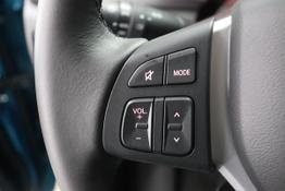 Suzuki Vitara 1.4 Hybrid 2WD 129PS ComfortAtlantis Türkis Pearl Metallic	Stoff	