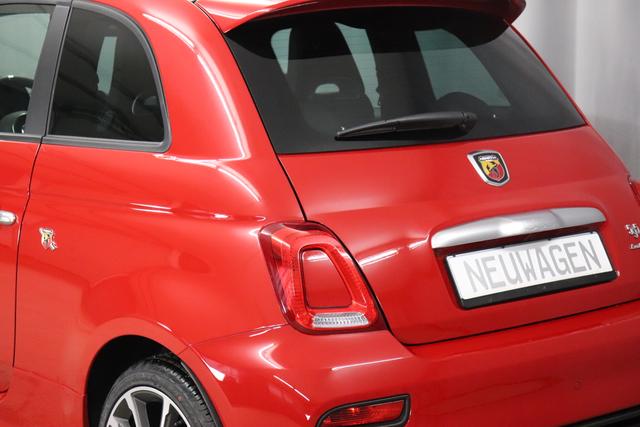 MY22 595 1.4 T-Jet 121 kW (165 PS) 111 Passione Rot 557