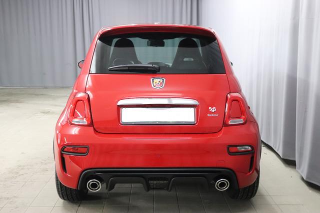 MY22 595 1.4 T-Jet 121 kW (165 PS) 111 Passione Rot 557
